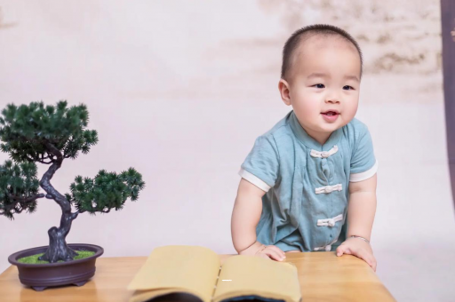 广西满月宝宝头围多少正常
